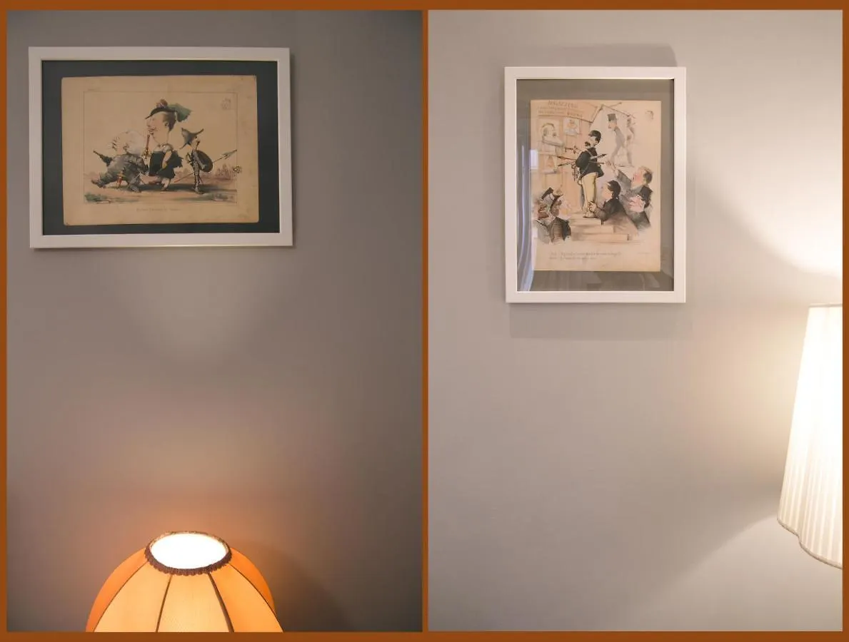 La Casa Del Nespolo, 2 Terrazzi E 2 Bagni In Centro Apartment Naples Italy