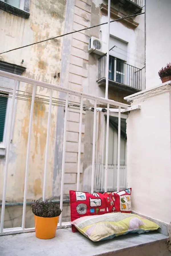 La Casa Del Nespolo, 2 Terrazzi E 2 Bagni In Centro Apartment Naples 0*,